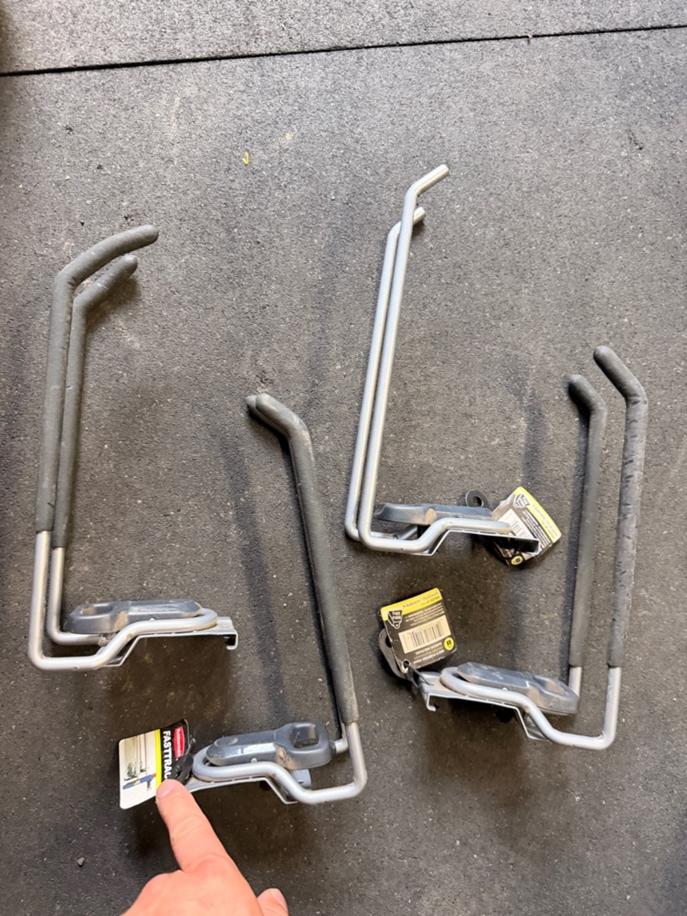 Rubbermaid Multi-Purpose Hooks in Black and Gray